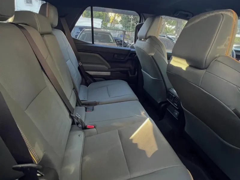 Toyota 4Runner 2025 - foto 4