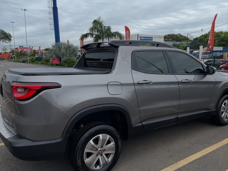 Vendo Fiat Toro Freedom  1.8 Flex 44.000km - foto 1