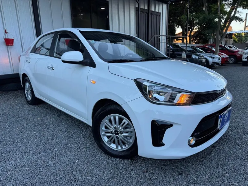 Vendo Kia Soluto 2026 Unico dueño - foto 4