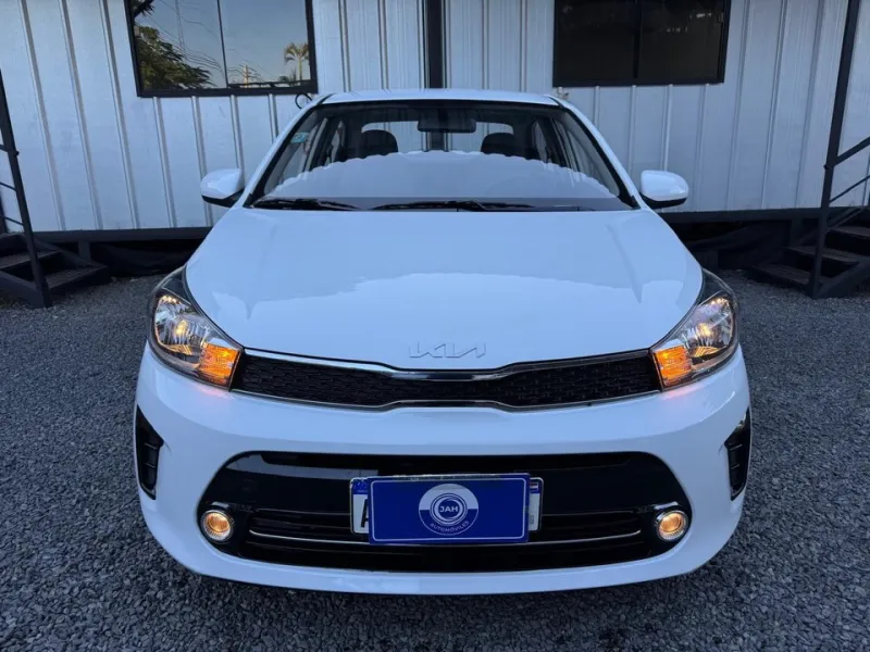 Vendo Kia Soluto 2026 Unico dueño - foto 5