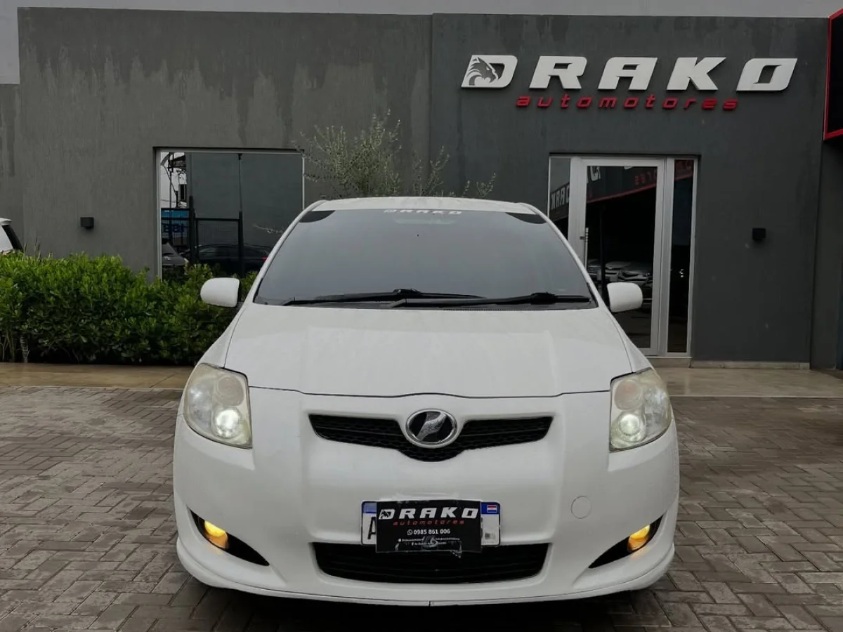 Toyota Auris 2008 - foto 1