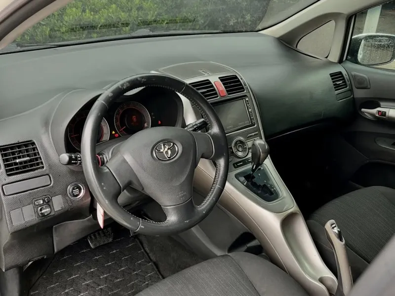 Toyota Auris 2008 - foto 3