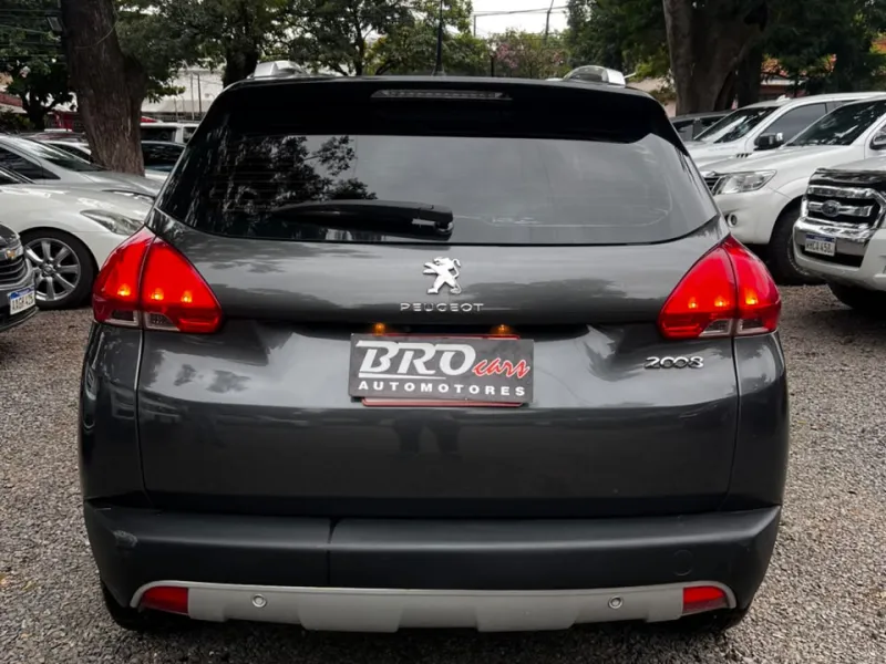 Vendo Peugeot 2008 2018 - foto 5