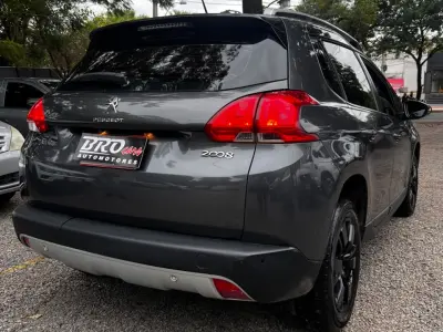 Peugeot 2008 2018 - Foto 3