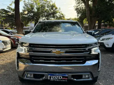 Chevrolet Silverado 2021 - Foto 1