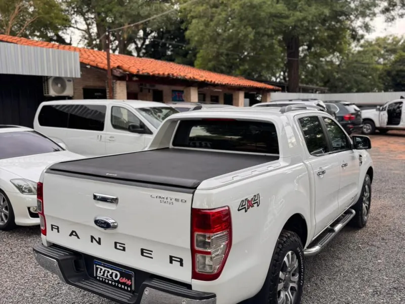 Vendo Ford Ranger 2018 - foto 2