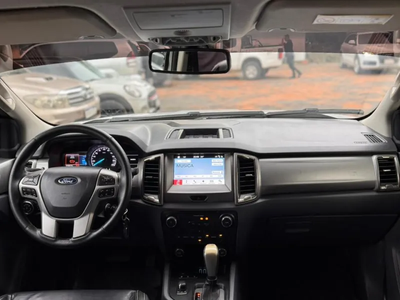 Vendo Ford Ranger 2018 - foto 5