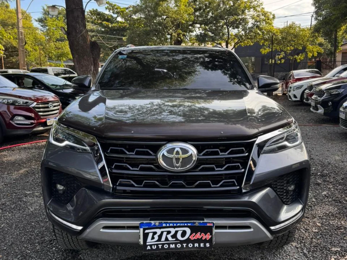 Toyota Fortuner 2020
