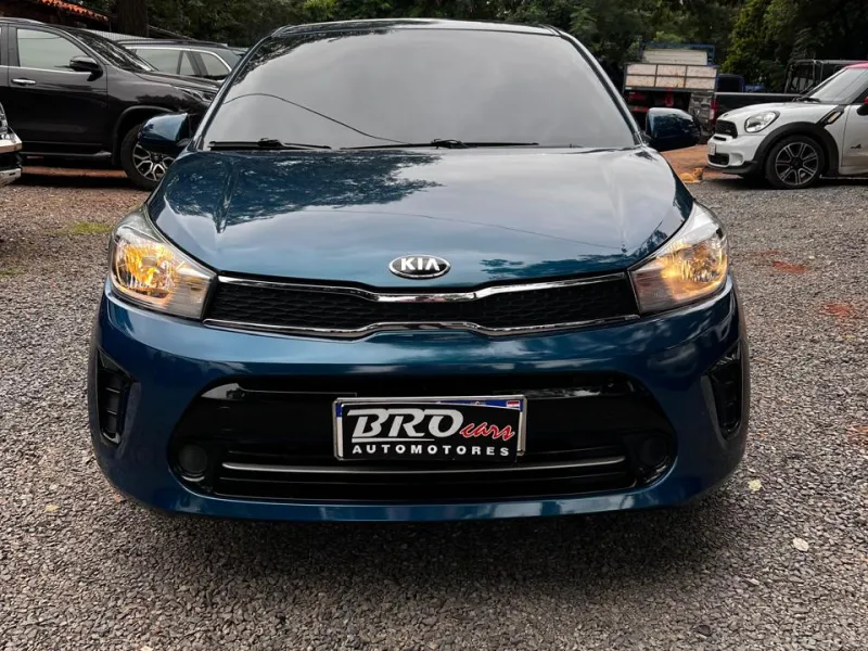 Vendo Kia Soluto 2021 - foto 1