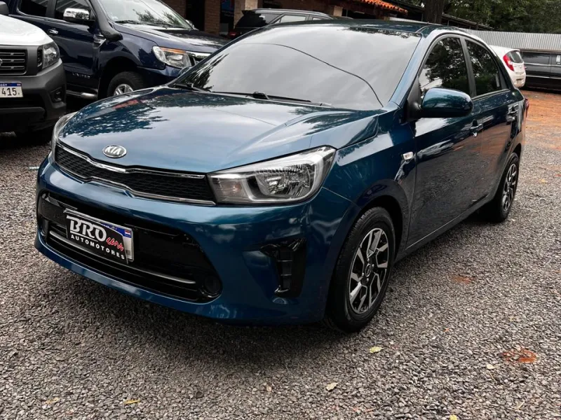 Vendo Kia Soluto 2021 - foto 2
