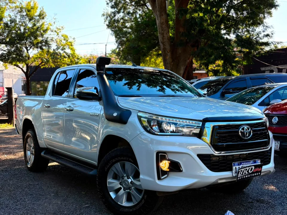 Toyota Hilux 2021