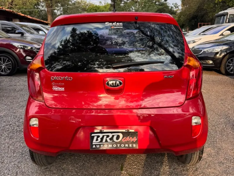 Vendo Kia Picanto 2015 - foto 2