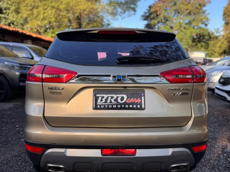 Vendo Geely Emgrand X7 2019 - foto 5