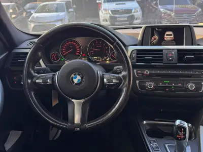 BMW 316i 2015 - Foto 6