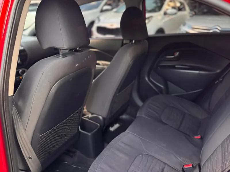 KIA Rio 2017 - foto 2