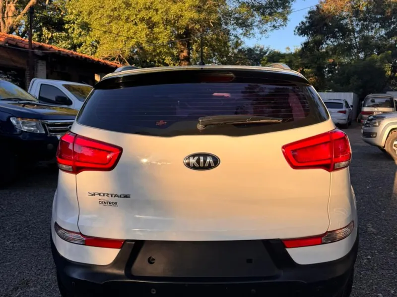 KIA Sportage 2015 - foto 6