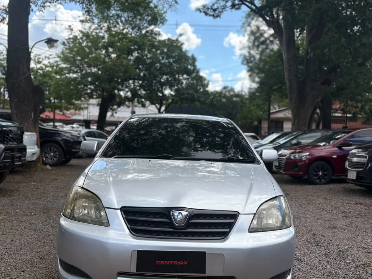 Toyota Allex 2004 - foto 1