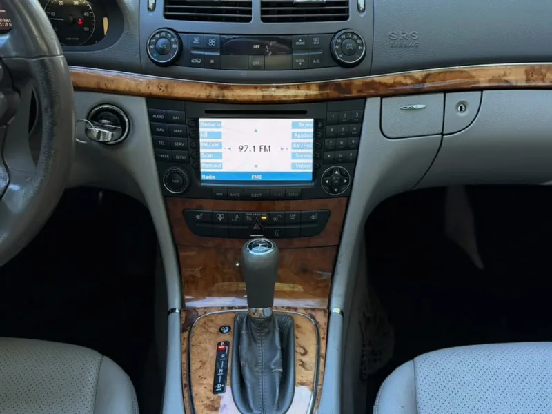 Mercedes Benz E320 2007 - foto 3