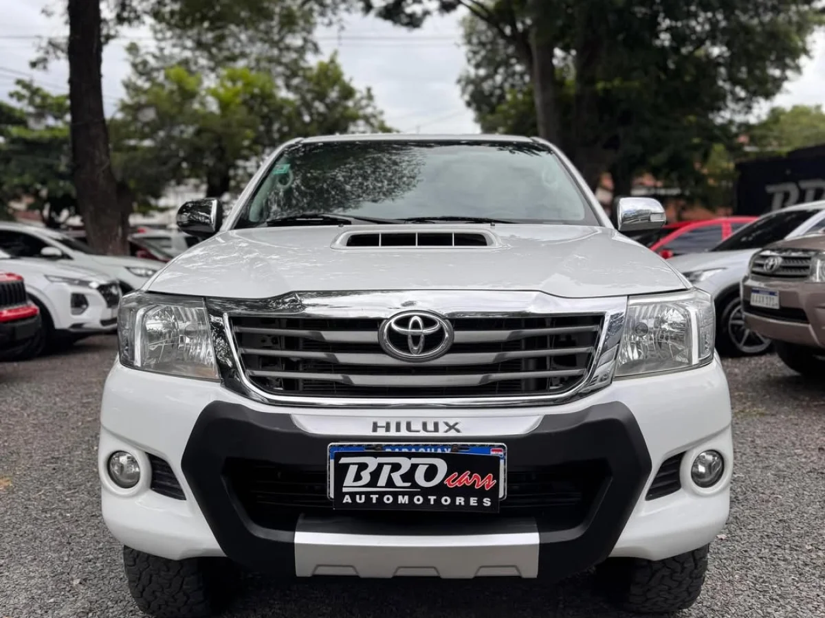 Toyota Hilux 2015