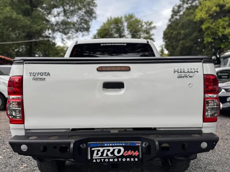 Toyota Hilux 2015 - foto 2