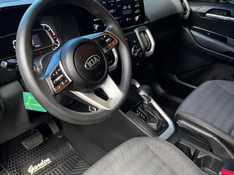 KIA Sonet 2021 - foto 2