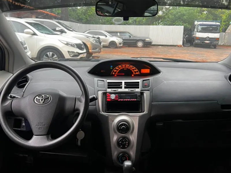 Toyota New Vitz 2008 - foto 4