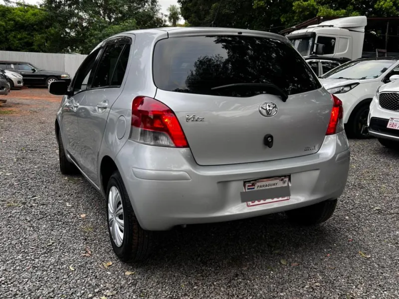 Toyota New Vitz 2008 - foto 5