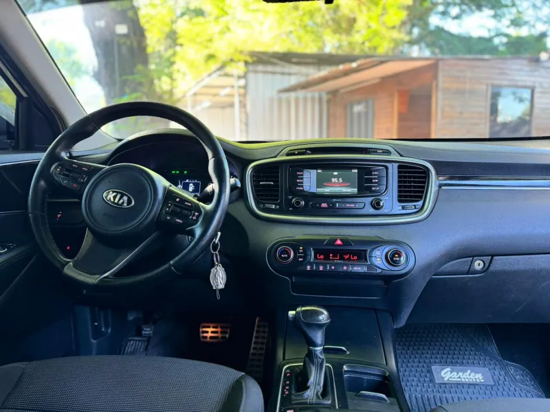KIA Sorento 2017 - foto 6