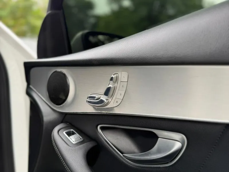 Mercedes Benz GLC 220 2017 - foto 2