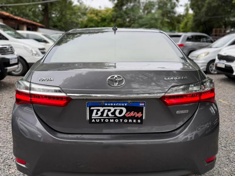 Toyota Corolla 2018 - foto 4