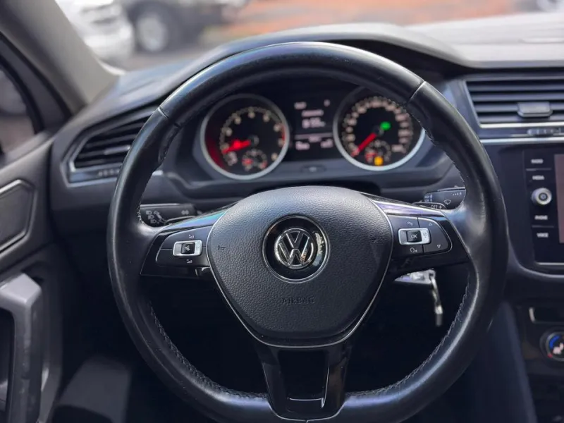 Volkswagen Tiguan 2018 - foto 3