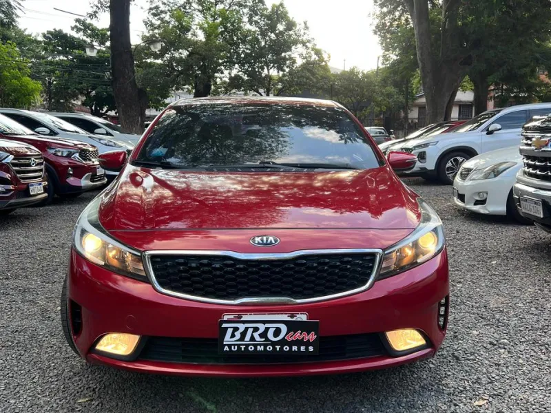 KIA Cerato 2019 - foto 1
