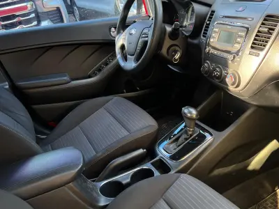 KIA Cerato 2019 - Foto 4