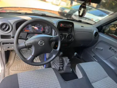 NISSAN Frontier 2015 - Foto 3
