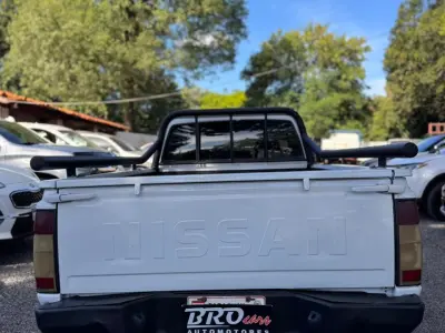 NISSAN Frontier 2015 - Foto 4