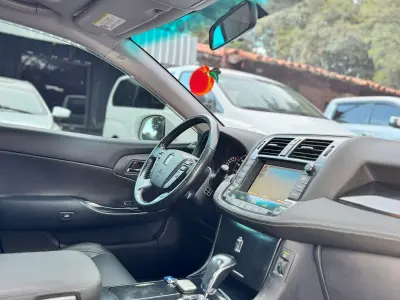 Toyota Crown 2008 - Foto 2