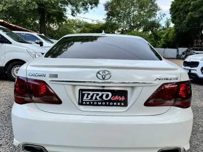 Toyota Crown 2008 - Foto 4