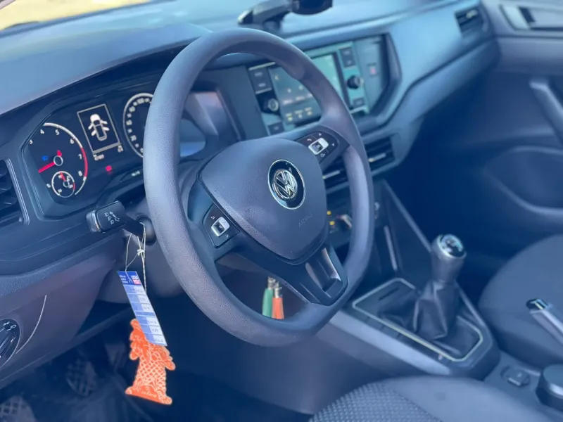Vendo Volkswagen Polo 2020 Mecánico - foto 5