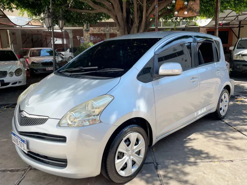 Toyota Ractis 2010 - foto 5