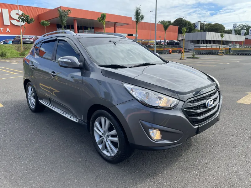 Hyundai Tucson 2012 - foto 1