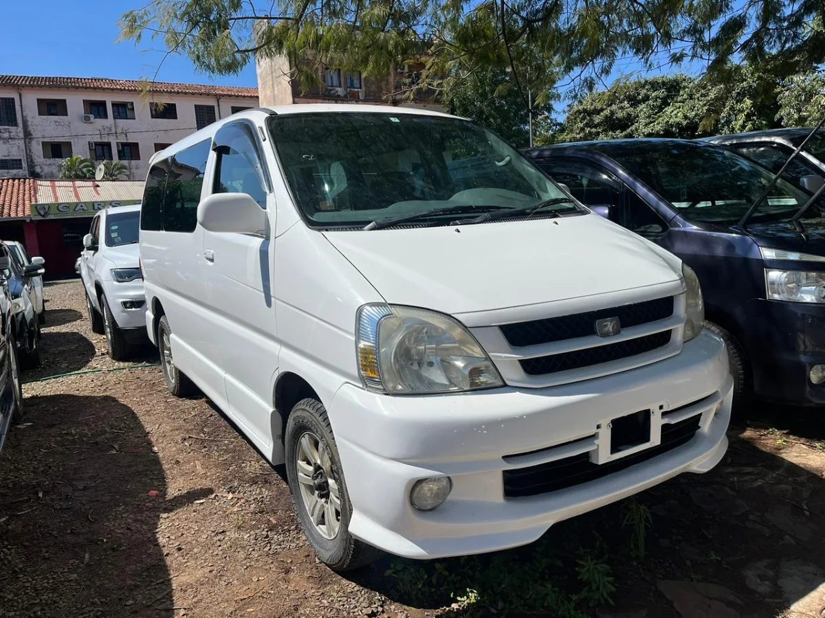 Toyota Touring Hiace 2001