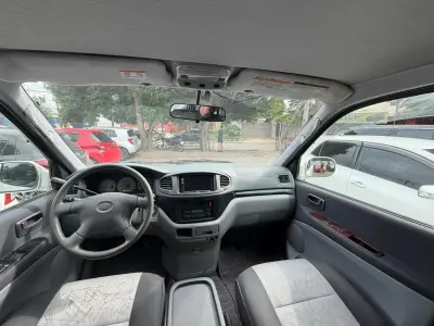 Toyota Regius Hiace 2000 - Foto 2