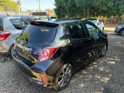 Toyota Vitz 2011 - Foto 7