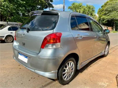 Toyota Vitz 2010 - Foto 6