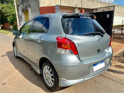 Toyota Vitz 2010 - Foto 7