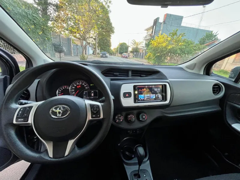 Vendo Toyota Vitz 2014 58.000Km Sin Uso en Paraguay - foto 2