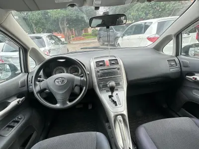 Toyota Auris 2008 - Foto 3