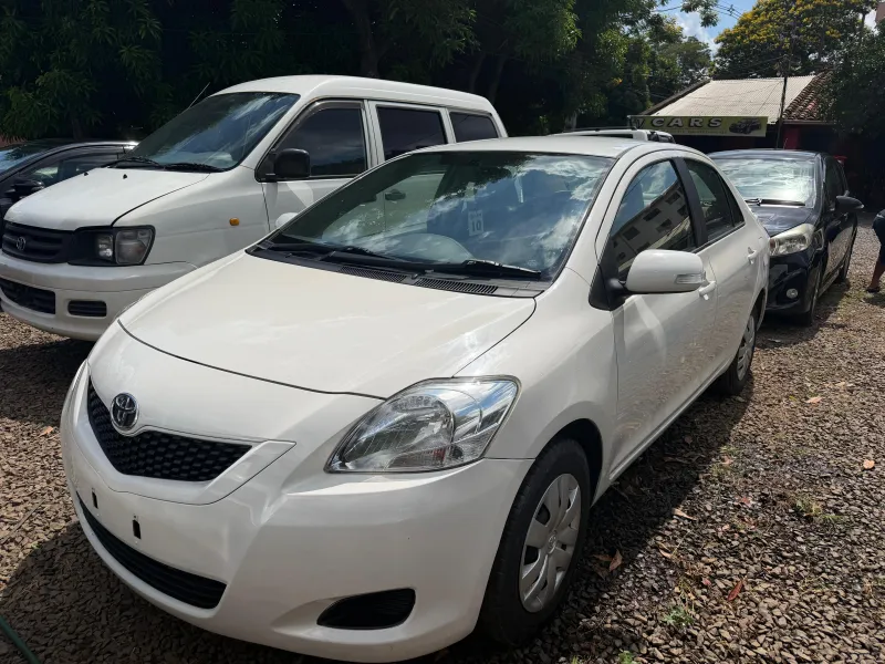 Toyota Belta 2008 - foto 4