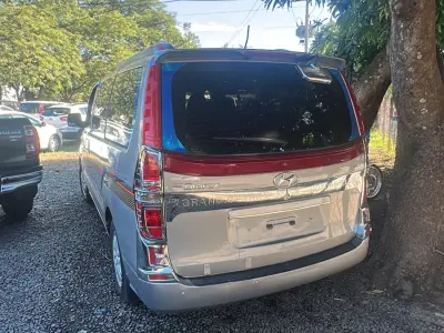 Hyundai Starex 2016 - Foto 5