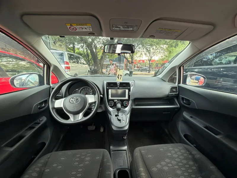 Toyota Ractis 2014 - foto 3